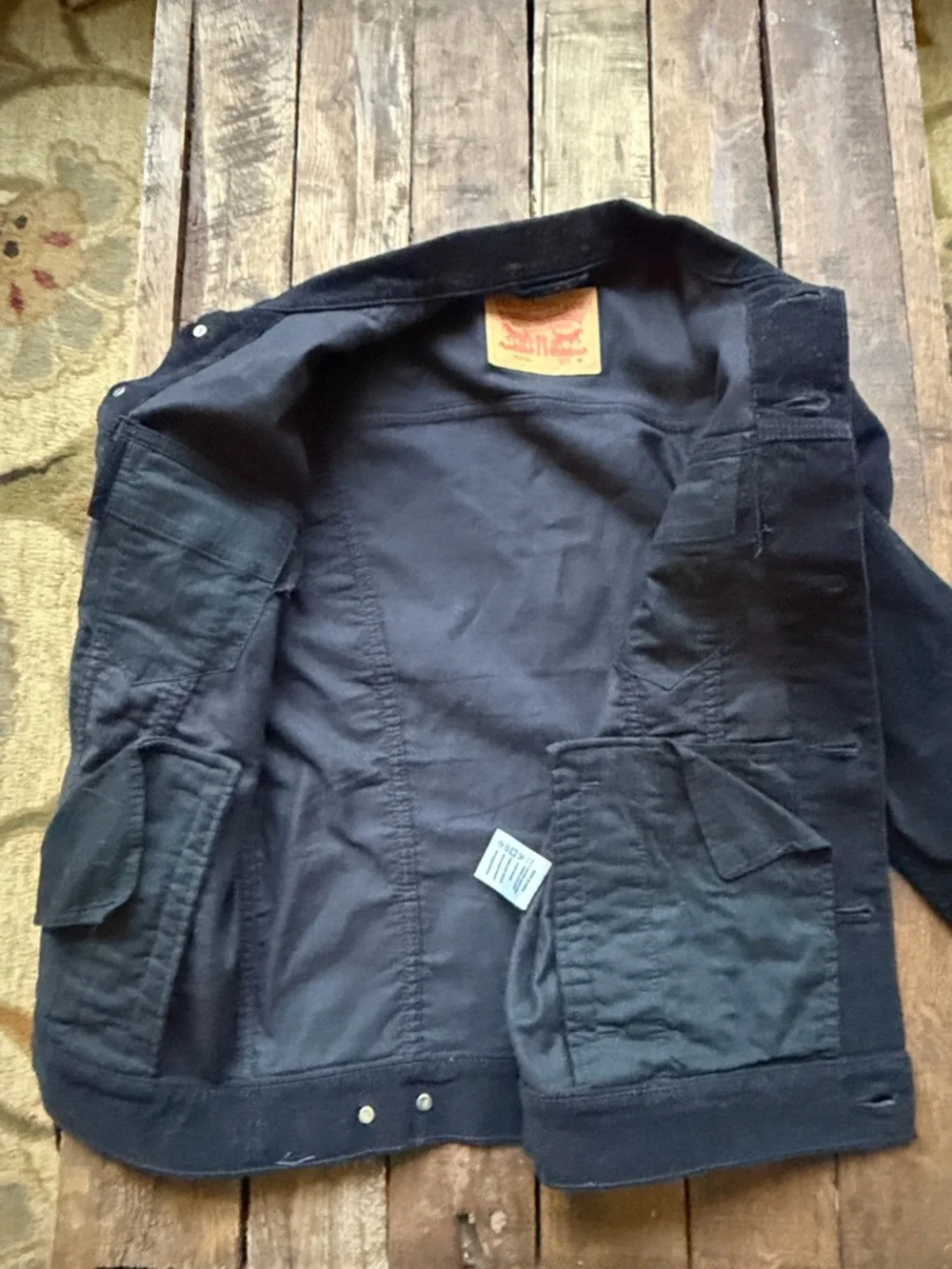 Levi's Black Denim Trucker Jacket with Red Tab - Picture 3 of 10